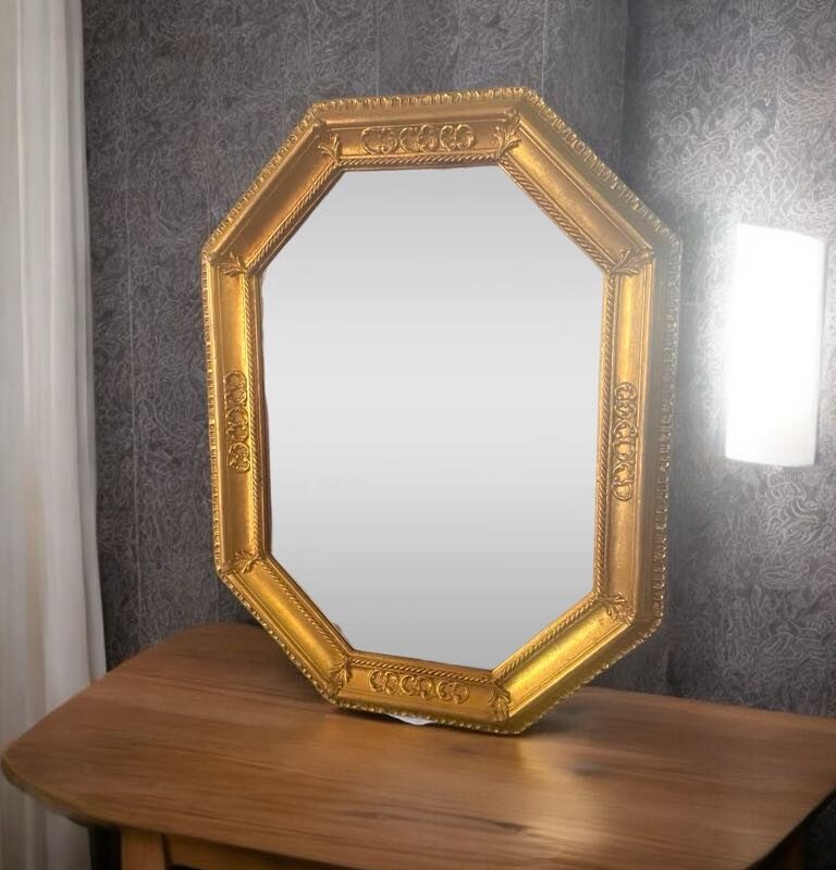 1124-Mirror