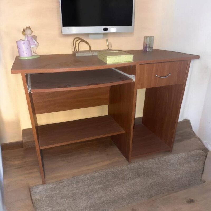 No 39-Wr.desk